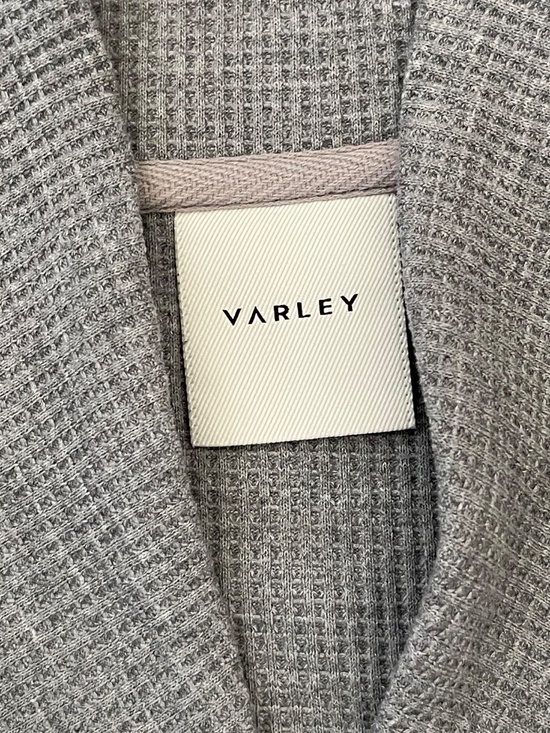 Set - Varley half zip (Hawley) top and bottoms 25" - Picture 4 of 15